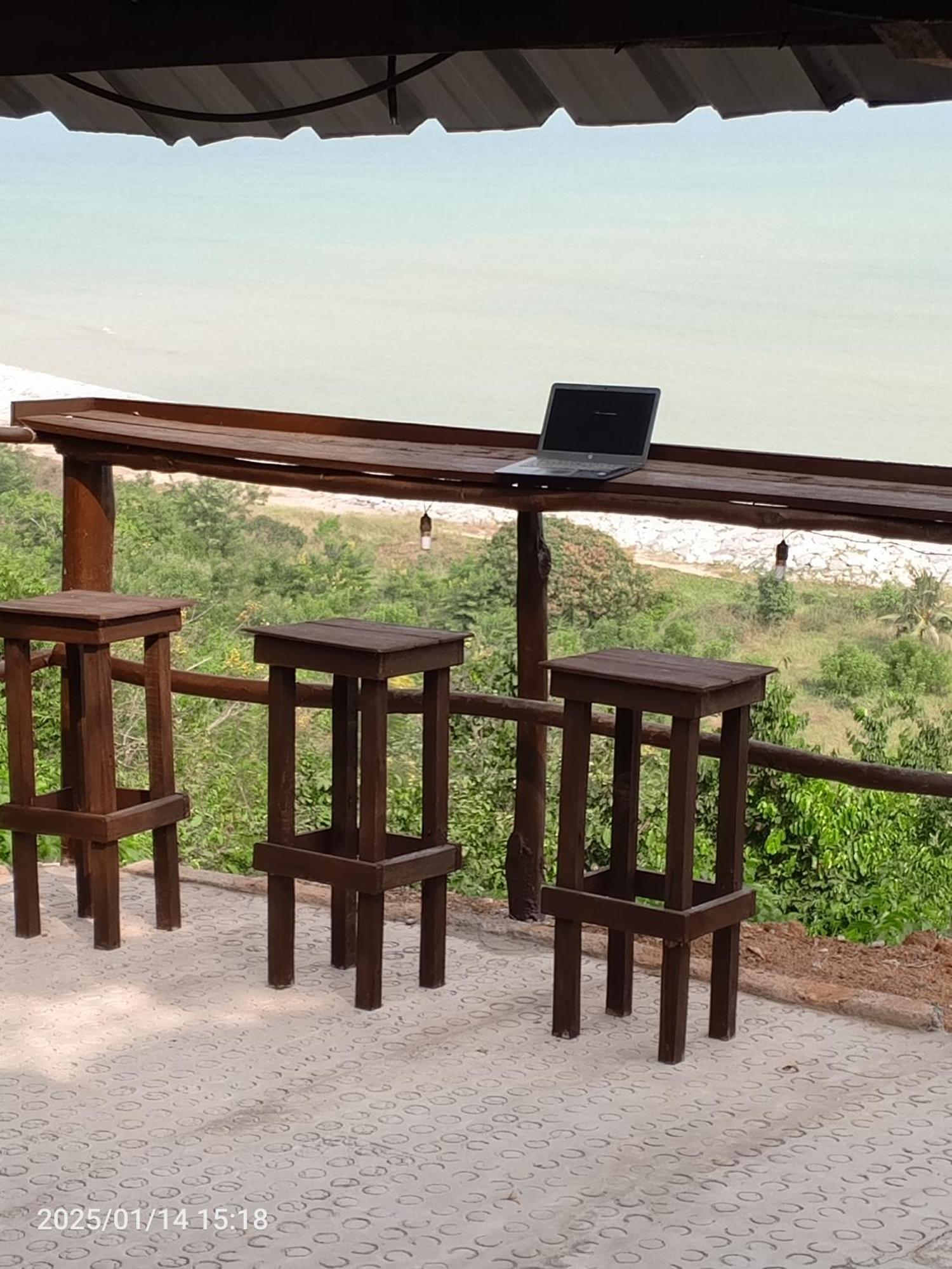 Abuesi Beach Resort Sekondi-Takoradi Exteriör bild
